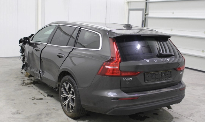 Volvo V60 cena 59900 przebieg: 20500, rok produkcji 2023 z Wrocław małe 781